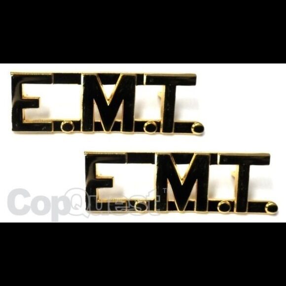 Smith & Warren EMT Lapel Pin - Picture 3 of 4